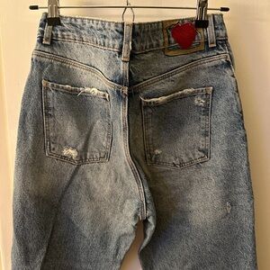 Super cute Zara distressed jeans